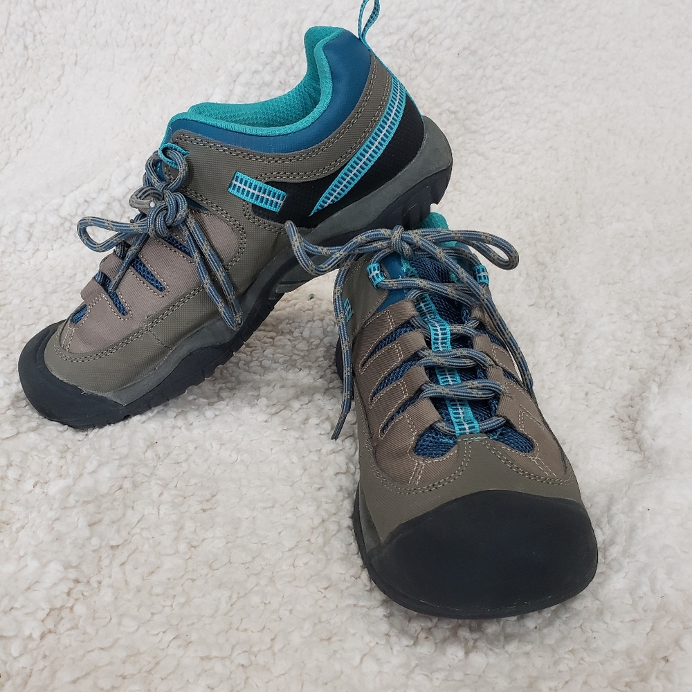Airwalk Hiking Shoes Walking Teal Buckley Hiker..Womens Size 8